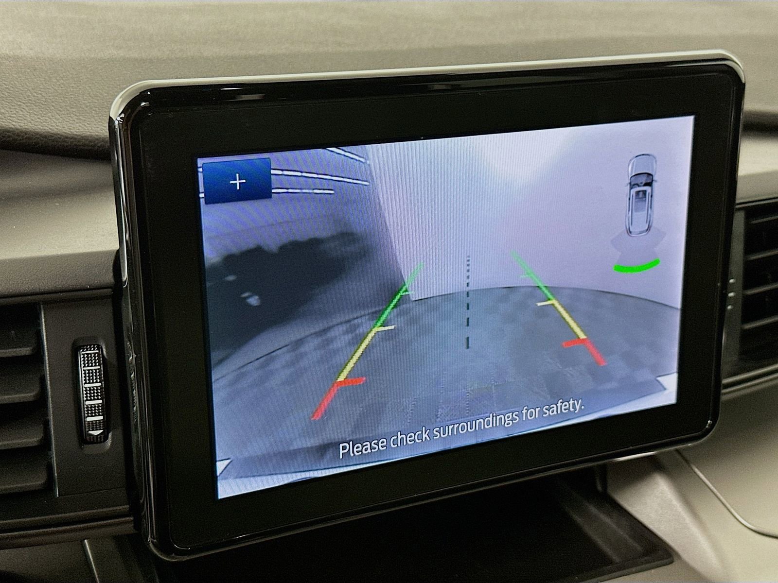 Used 2022 Ford Explorer XLT AWD/4WD image 14