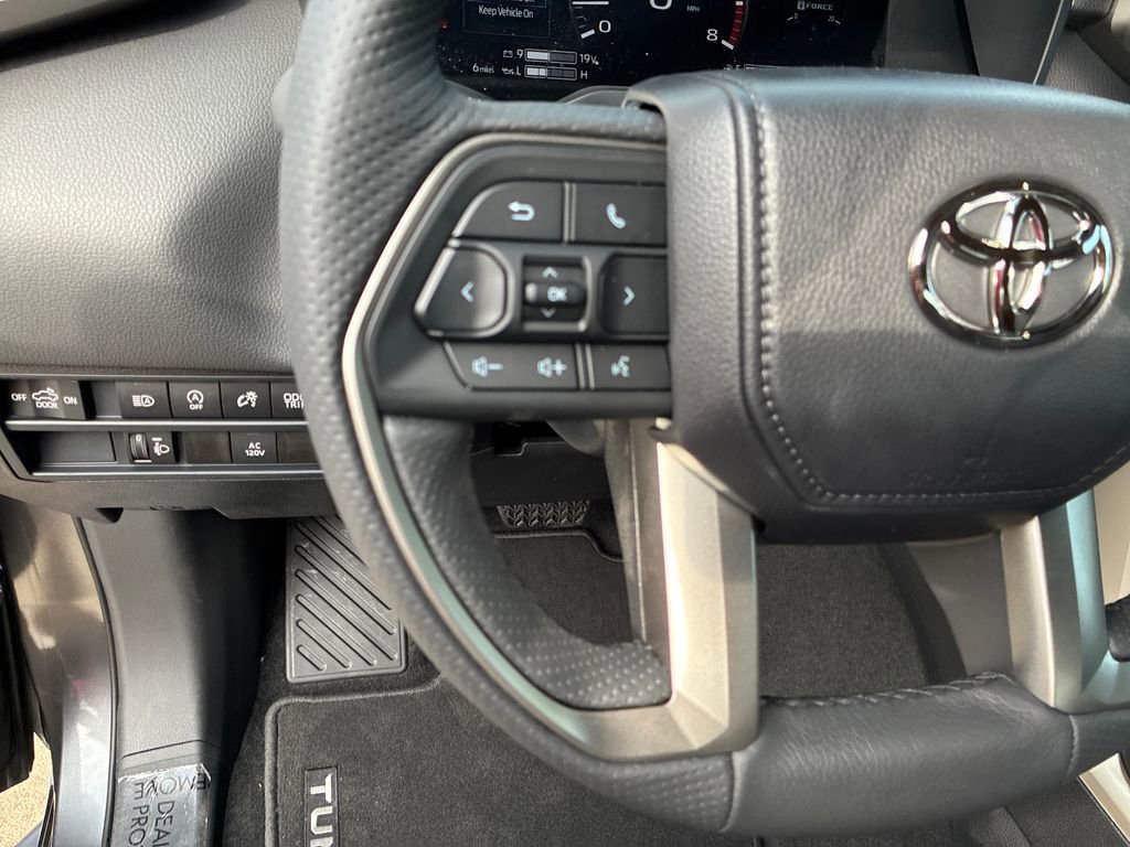 New 2026 Toyota Tundra Limited AWD/4WD image 21