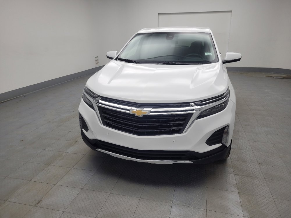 Used 2024 Chevrolet Equinox LT w/ LPO, Floor Liner Package image 15