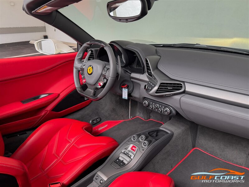 Used 2014 Ferrari 458 Spider RWD image 32
