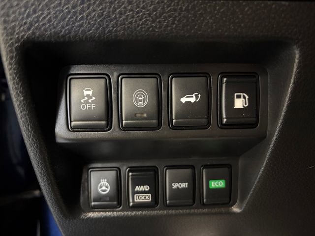 Used 2019 Nissan Rogue SV w/ Premium Package image 23