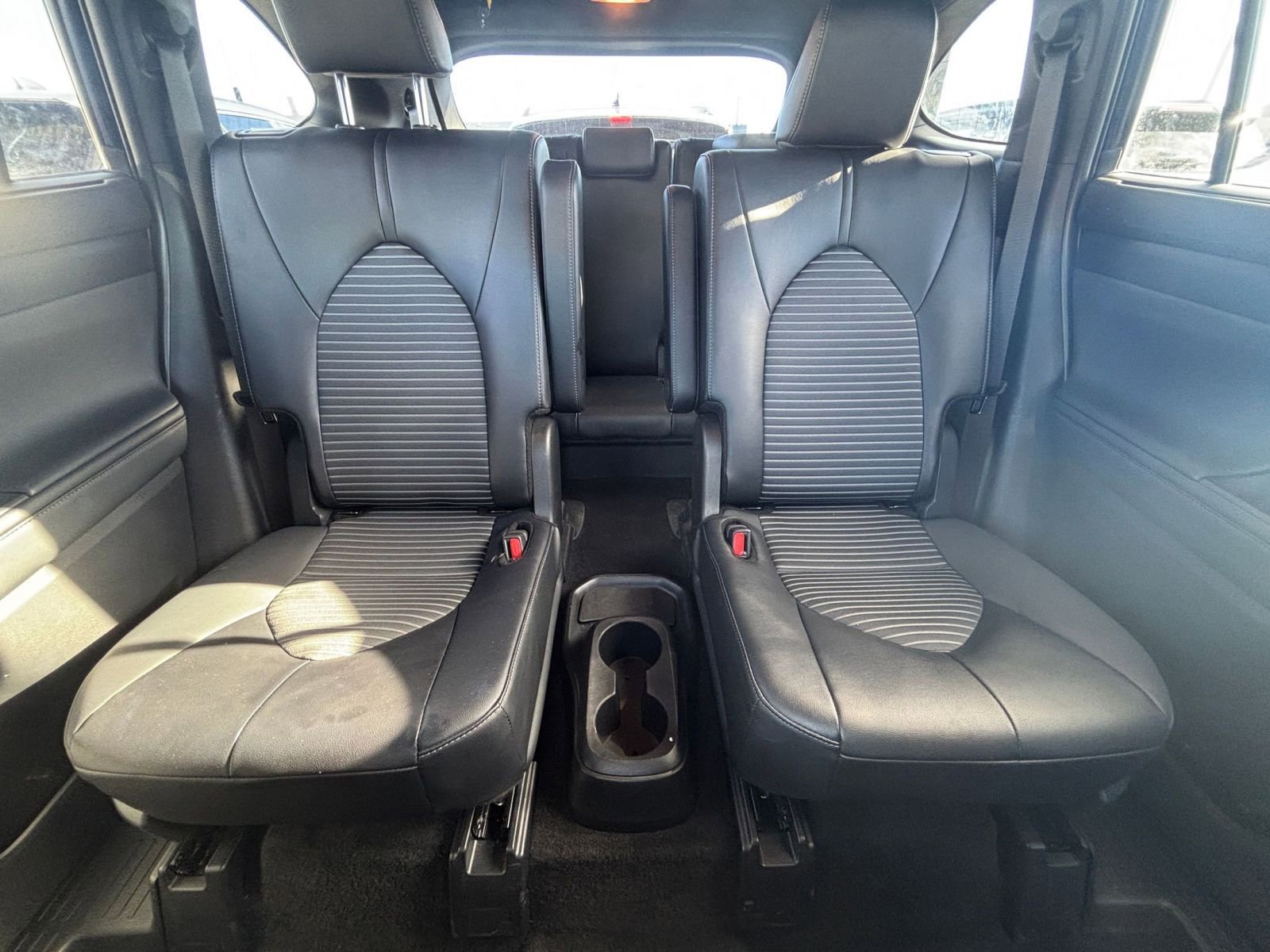 Used 2025 Toyota Highlander XSE AWD/4WD image 41
