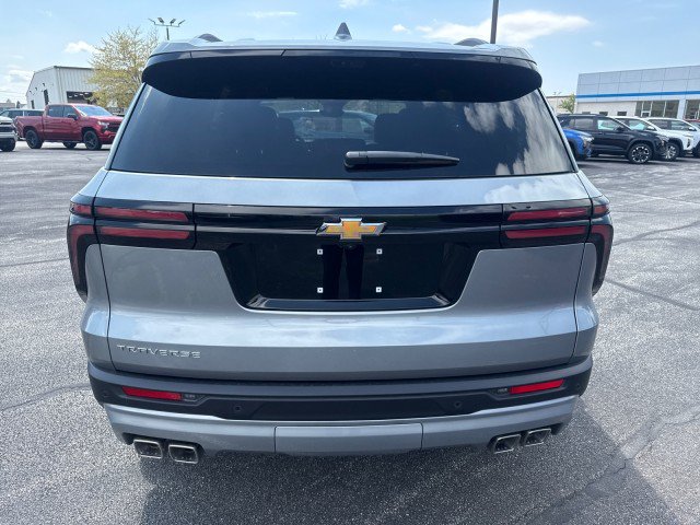 New 2026 Chevrolet Traverse LT w/ Driver Confidence Package FWD image 4