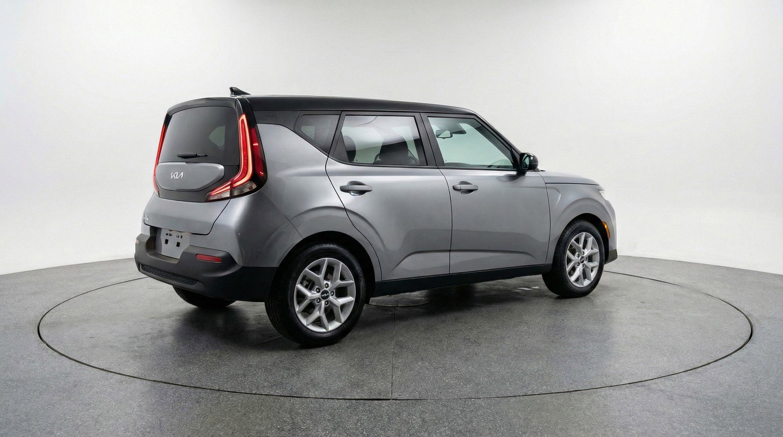 Used 2025 Kia Soul LX w/ LX Technology Package image 9