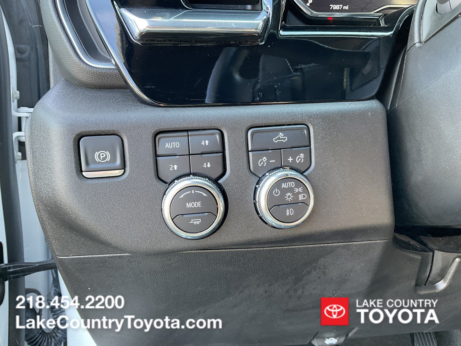 Used 2025 GMC Sierra 1500 Elevation w/ X31 Off-Road Package AWD/4WD image 25
