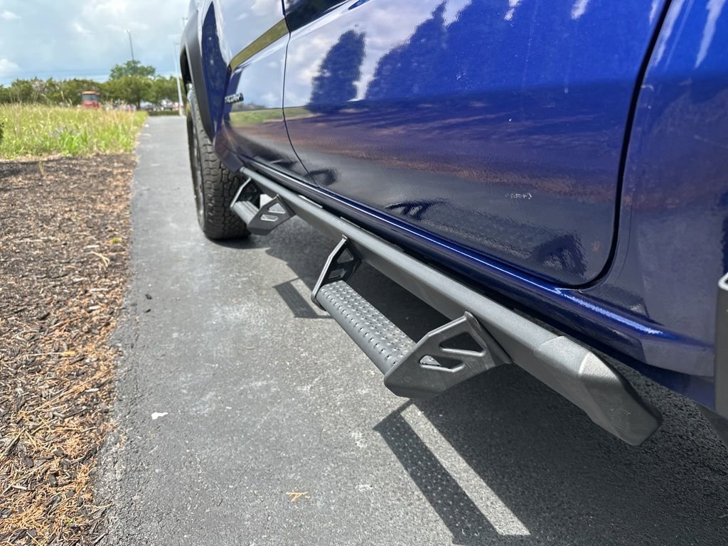 Certified 2025 Toyota Tacoma TRD Off-Road AWD/4WD image 27