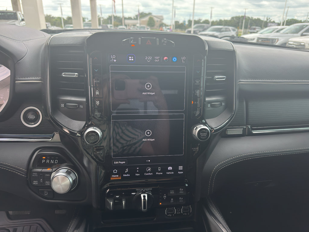 Used 2024 RAM 1500 Limited AWD/4WD image 5