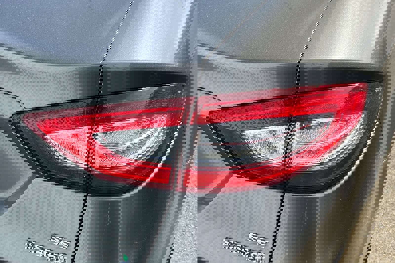 Used 2014 Ford Fusion SE image 18