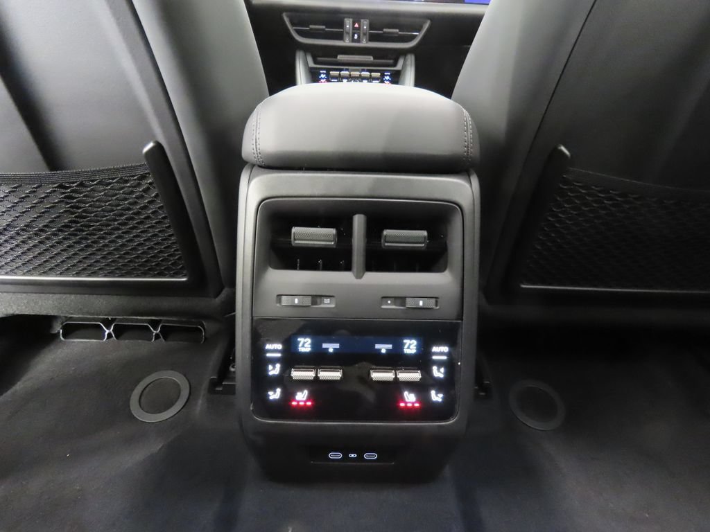 New 2026 Porsche Macan Turbo Electric AWD/4WD image 35