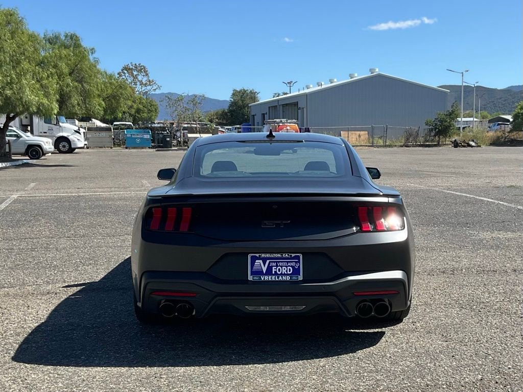 Used 2025 Ford Mustang GT Premium image 5