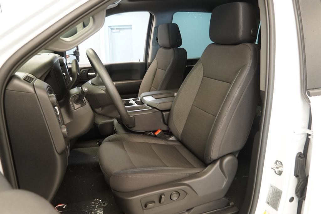 New 2026 Chevrolet Silverado 2500 Custom w/ Custom Convenience Package AWD/4WD image 3