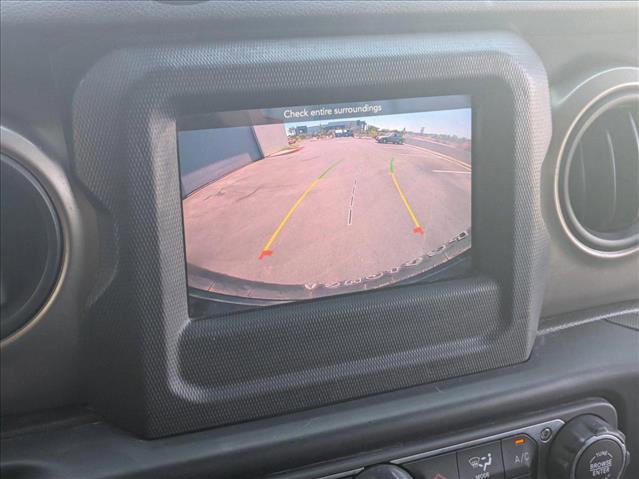 Used 2020 Jeep Wrangler Unlimited Sport image 14