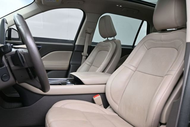 Used 2023 Lincoln Aviator Reserve w/ Jet Package AWD/4WD image 10