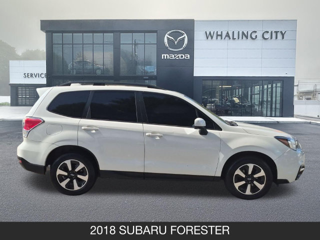 Used 2018 Subaru Forester 2.5i Premium w/ All-Weather Package AWD/4WD image 9