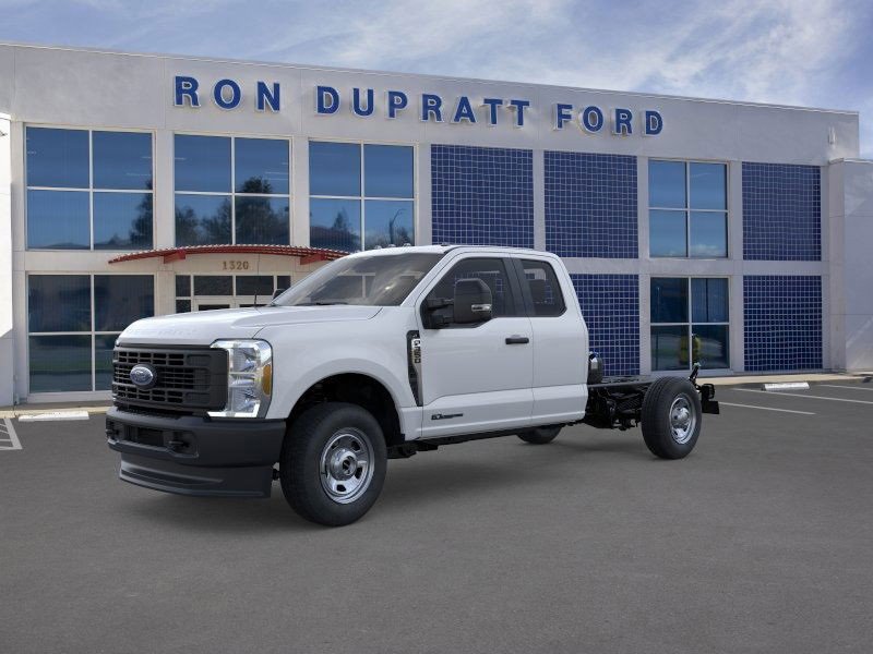 New 2026 Ford F350 XL image 1