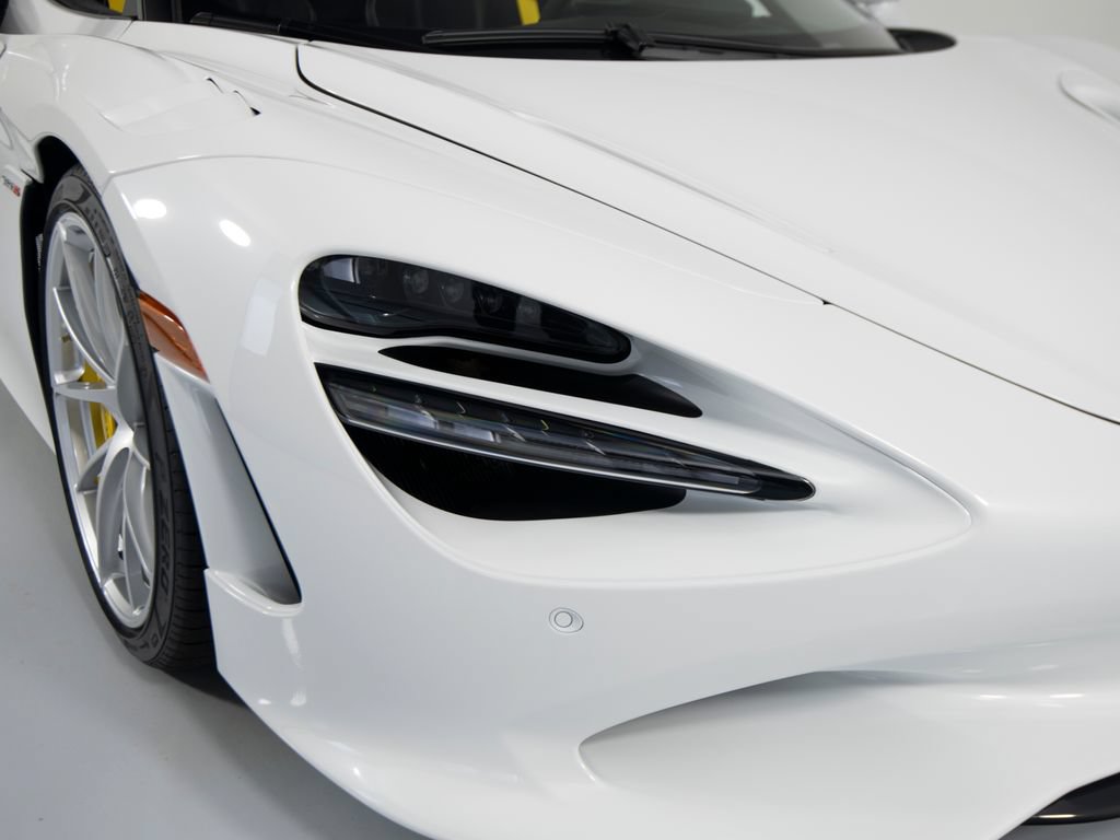 Used 2024 McLaren 750S Spider RWD image 42