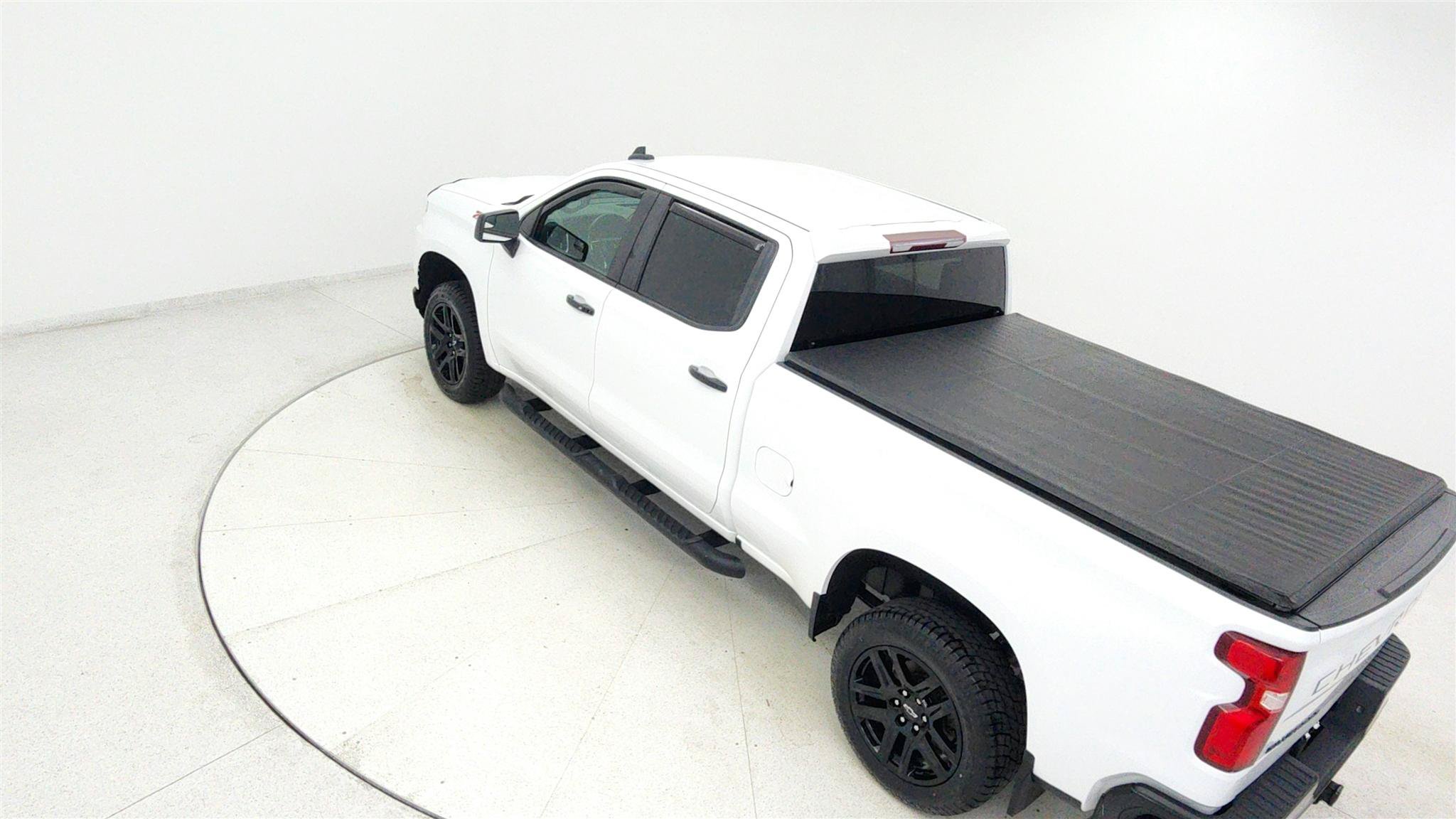 Used 2021 Chevrolet Silverado 1500 LT Trail Boss w/ Bed Protection Package AWD/4WD image 38