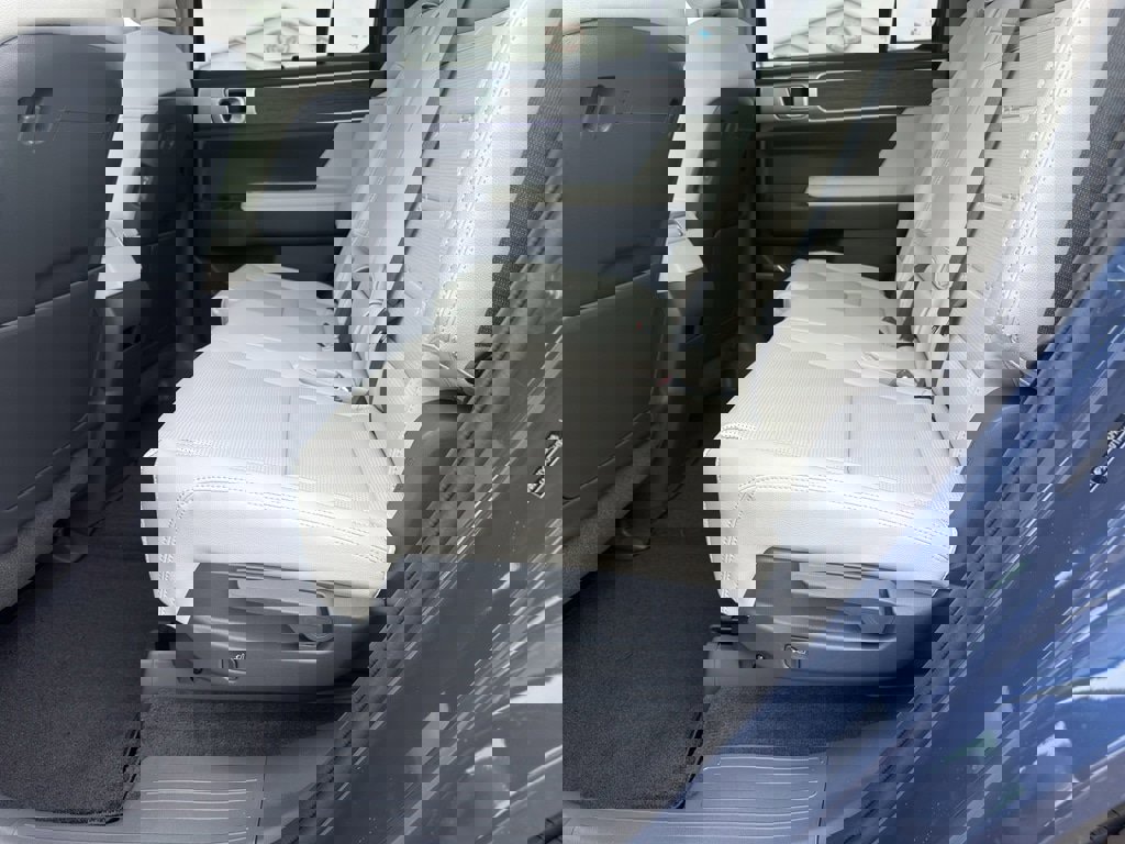 New 2026 Hyundai Santa Fe Limited image 17