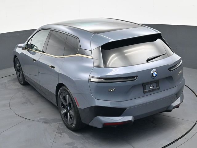 Used 2023 BMW iX xDrive50 w/ Premium Package image 23