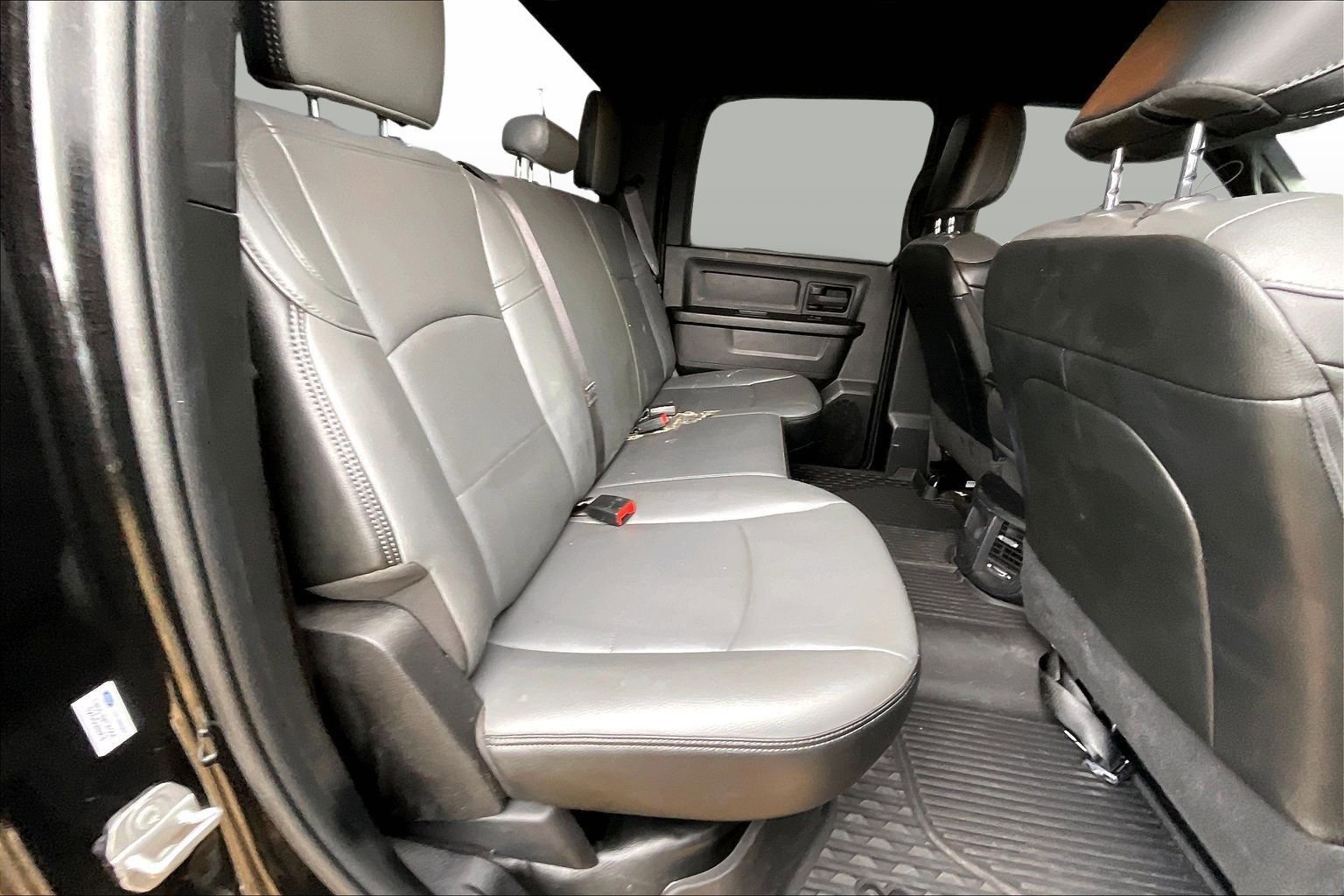 Used 2022 RAM 3500 Tradesman w/ Chrome Appearance Group image 27