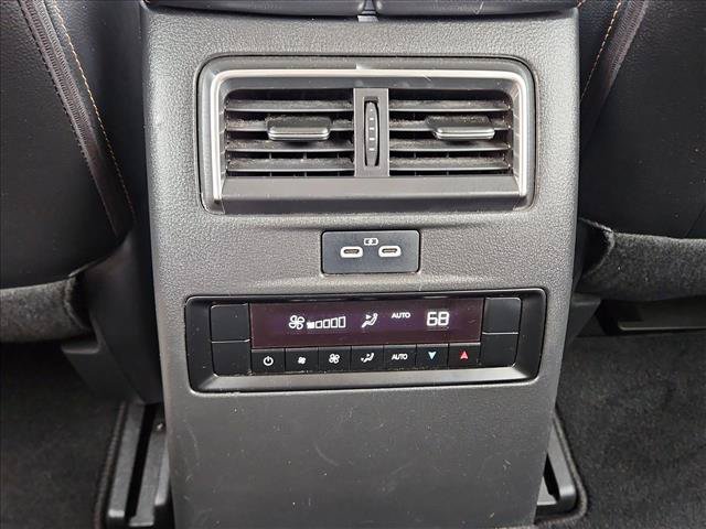 Used 2025 MAZDA CX-70 3.3 Turbo w/ Preferred Package AWD/4WD image 17