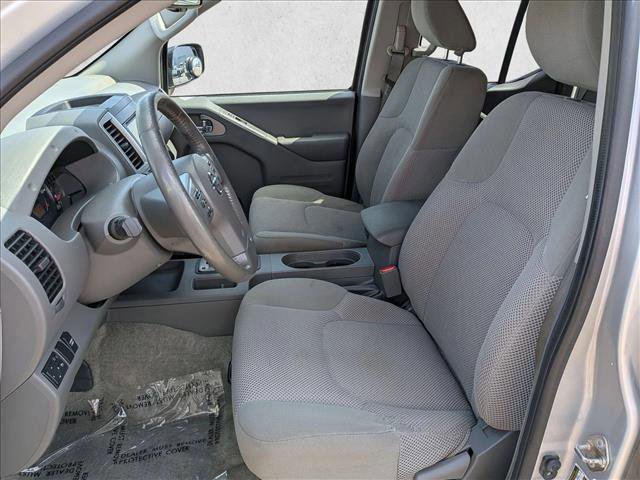 Used 2018 Nissan Frontier SV RWD image 16