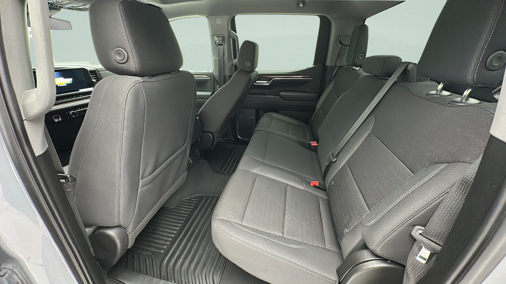 Used 2024 Chevrolet Silverado 1500 LT AWD/4WD image 11