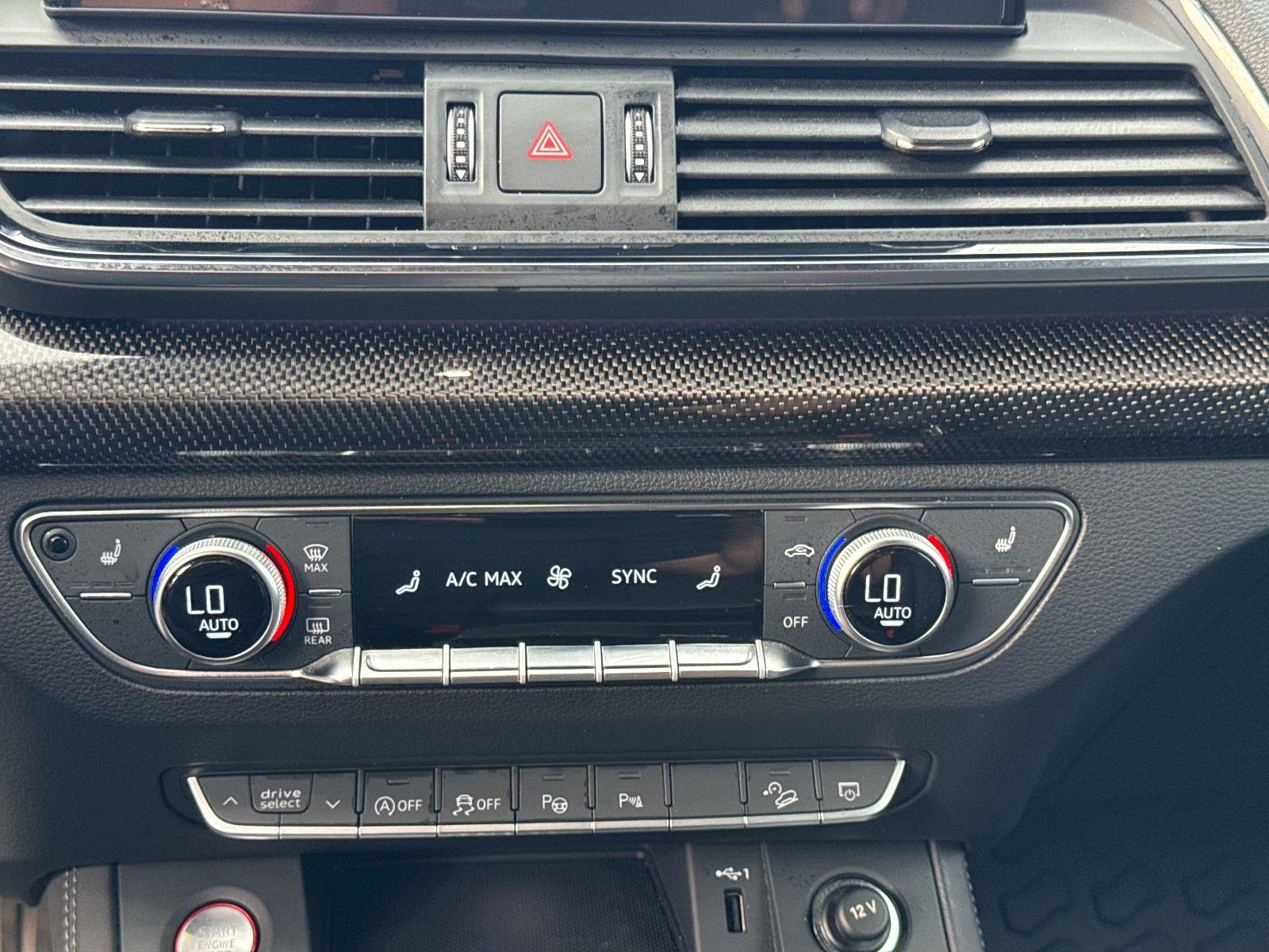 Used 2023 Audi SQ5 Prestige w/ Prestige Package image 27