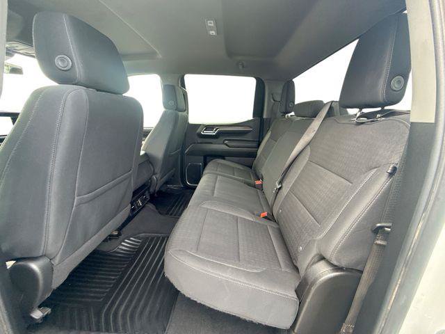 Used 2025 Chevrolet Silverado 1500 LT AWD/4WD image 25