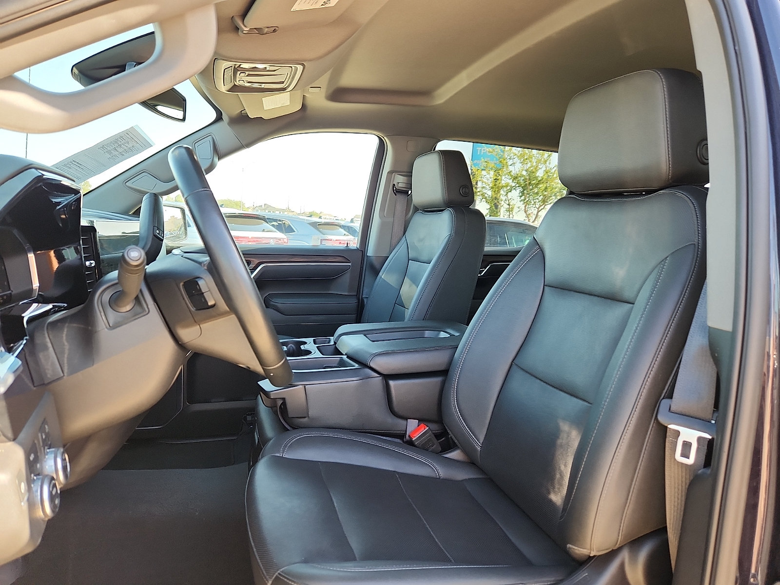 Used 2025 GMC Sierra 1500 SLT AWD/4WD image 12