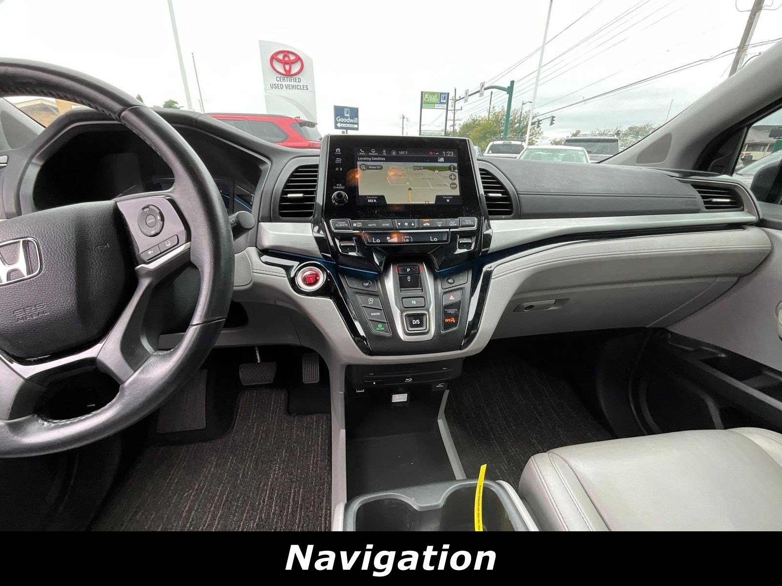 Used 2022 Honda Odyssey Touring image 9