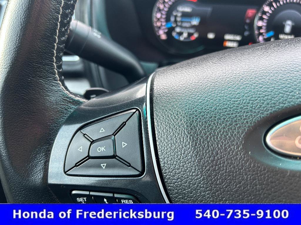 Used 2017 Ford Explorer Platinum image 18