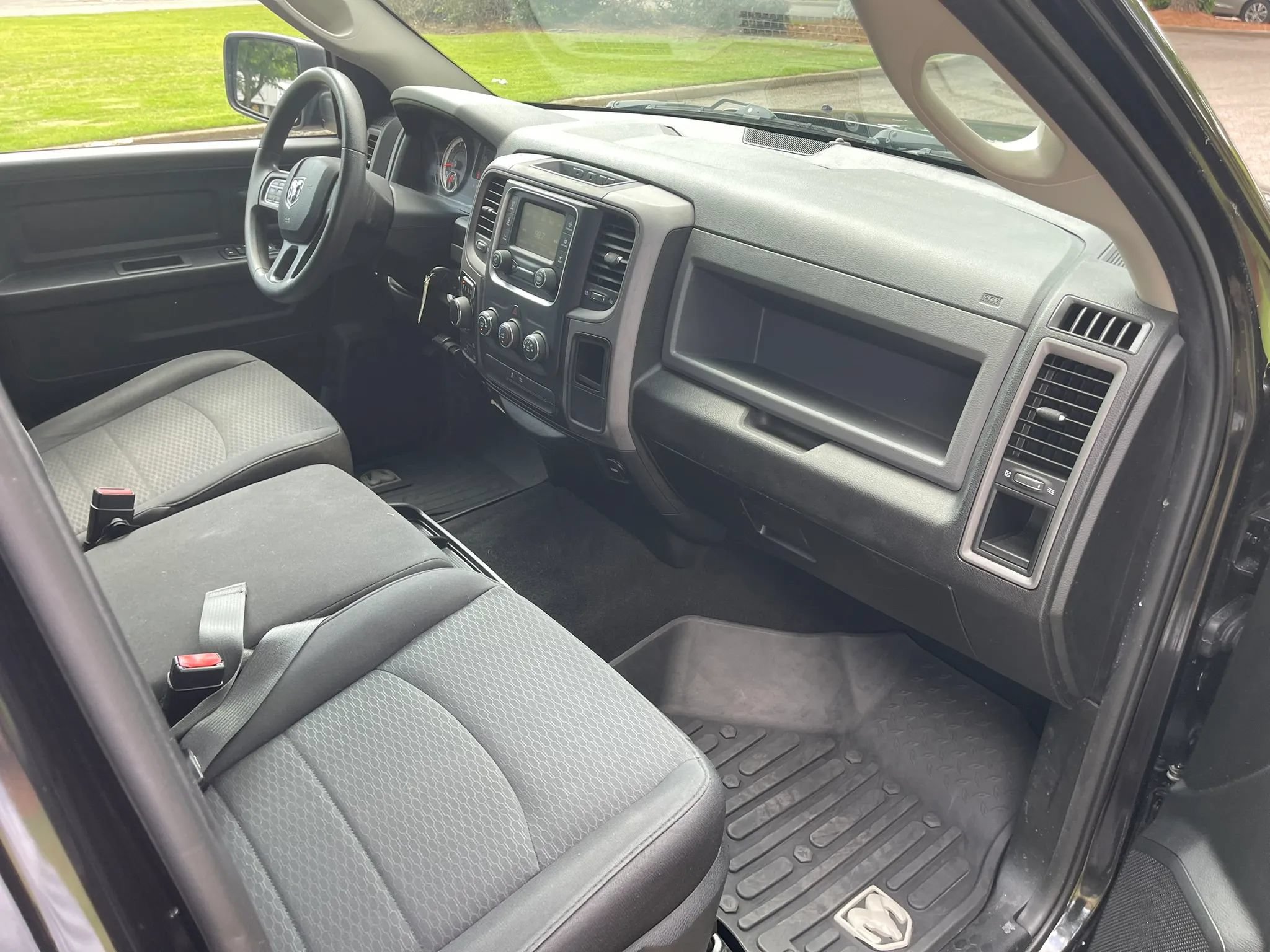 Used 2019 RAM 1500 Tradesman w/ Tradesman SXT Package AWD/4WD image 14