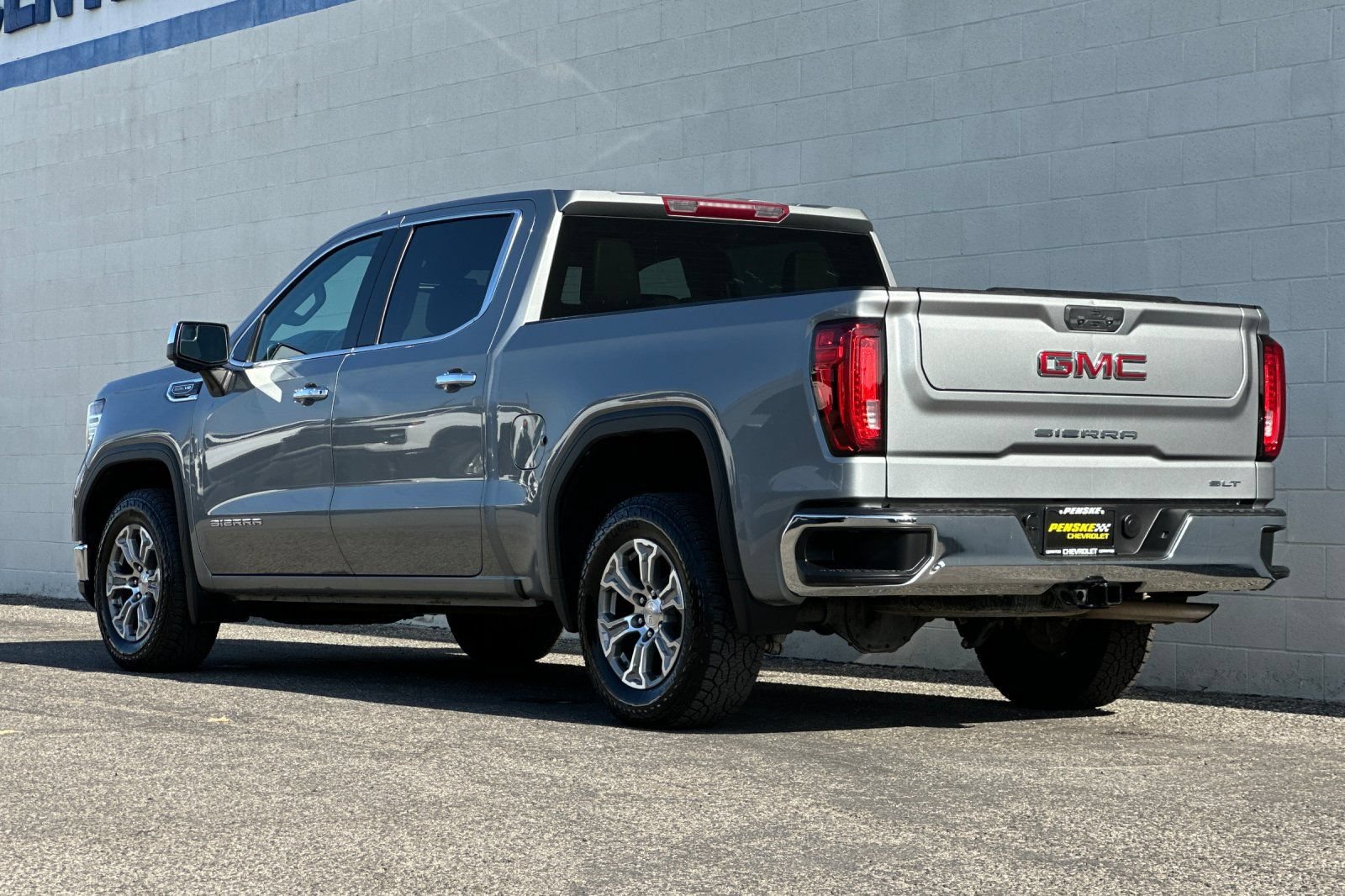 Certified 2024 GMC Sierra 1500 SLT RWD image 6