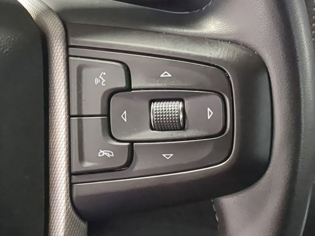Used 2023 GMC Yukon XL Denali AWD/4WD image 25