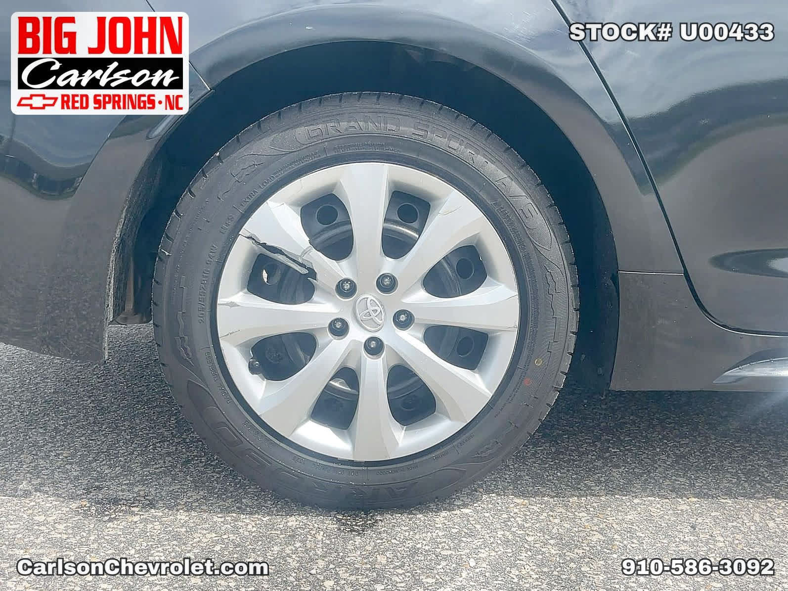 Used 2020 Toyota Corolla LE FWD image 40