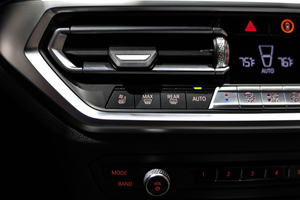 Used 2021 BMW M4 Competition w/ M Carbon Exterior Package image 45