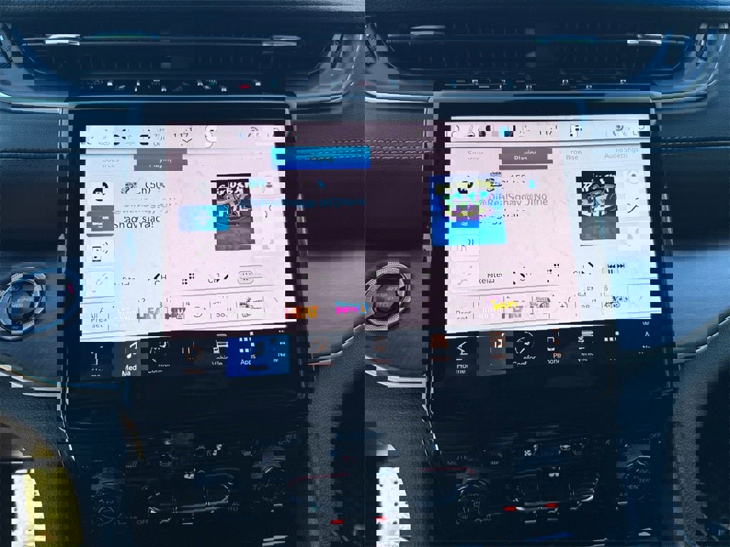 New 2025 Jeep Grand Cherokee Limited w/ Luxury Tech Group II image 19