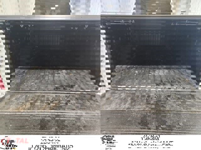 Used 2024 Chevrolet Silverado 2500 Custom w/ Custom Convenience Package image 9