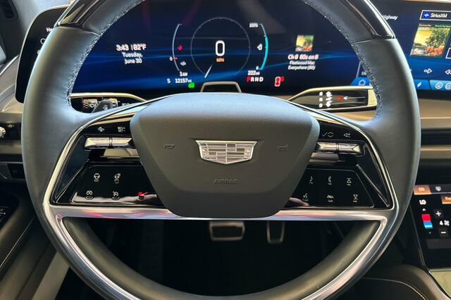 Certified 2026 Cadillac Vistiq Sport AWD/4WD image 24