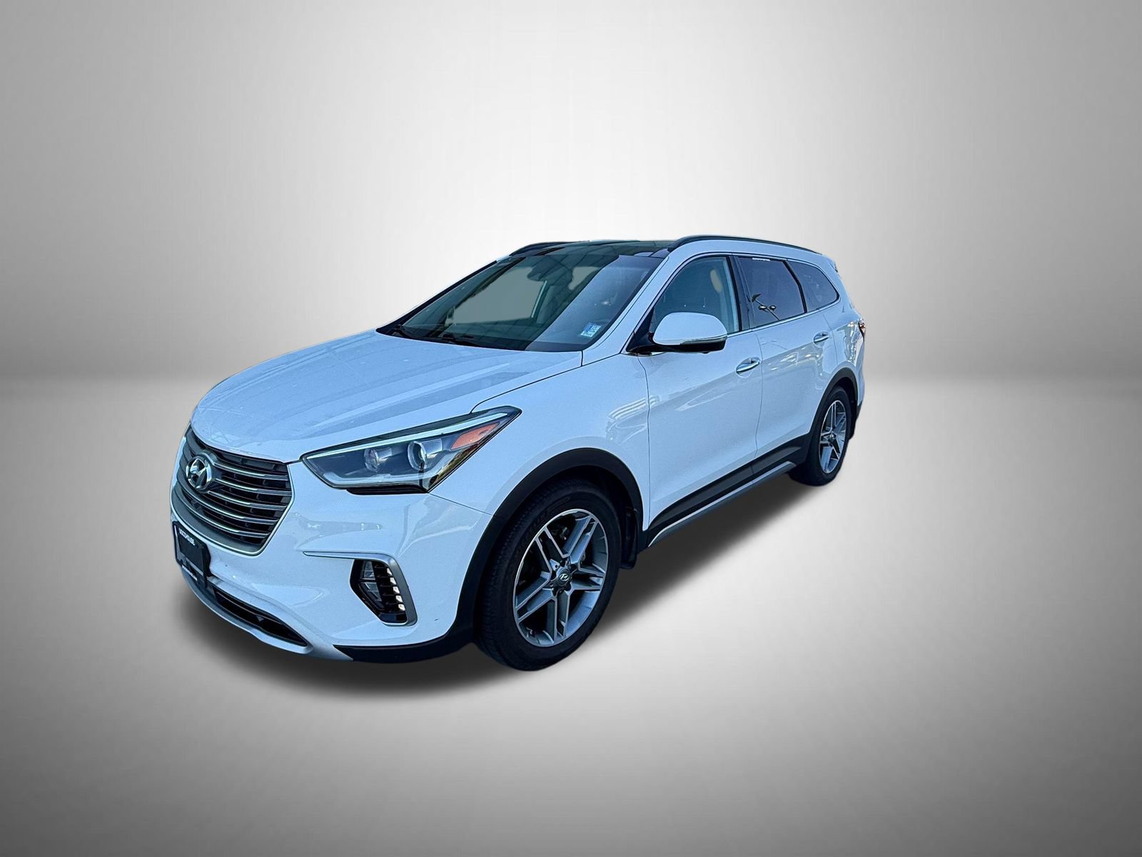 Used 2018 Hyundai Santa Fe Limited AWD/4WD image 2