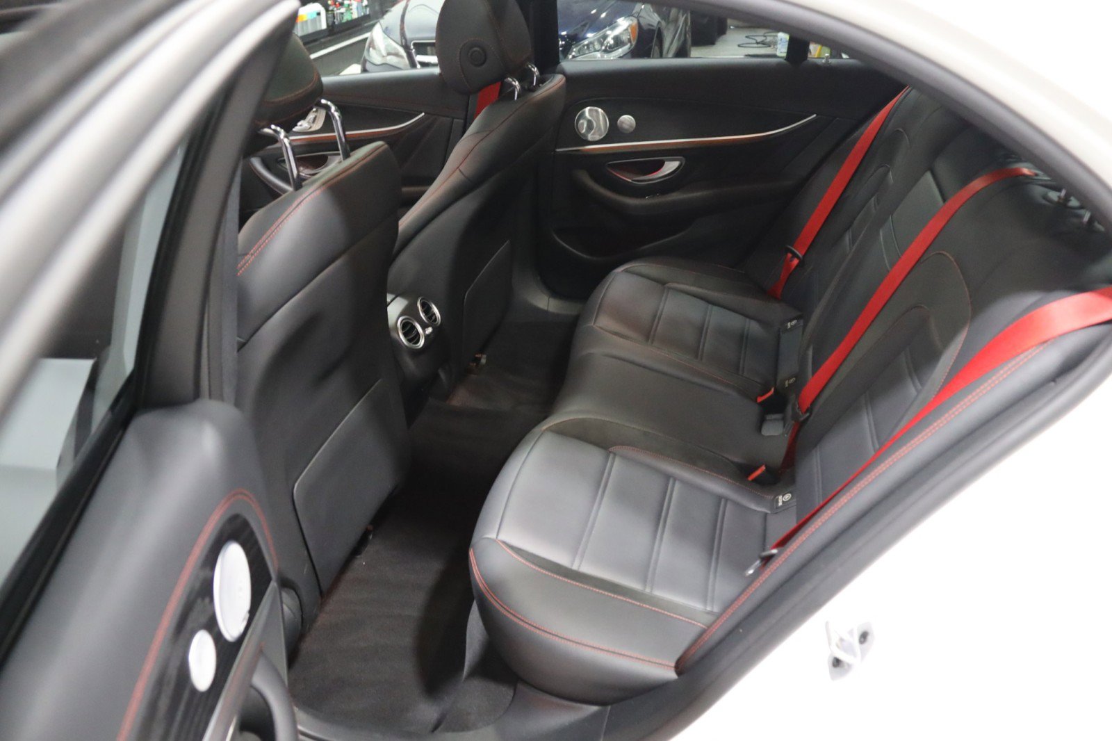 Used 2020 Mercedes-Benz E 53 AMG 4MATIC Sedan w/ Driver Assistance Package image 41