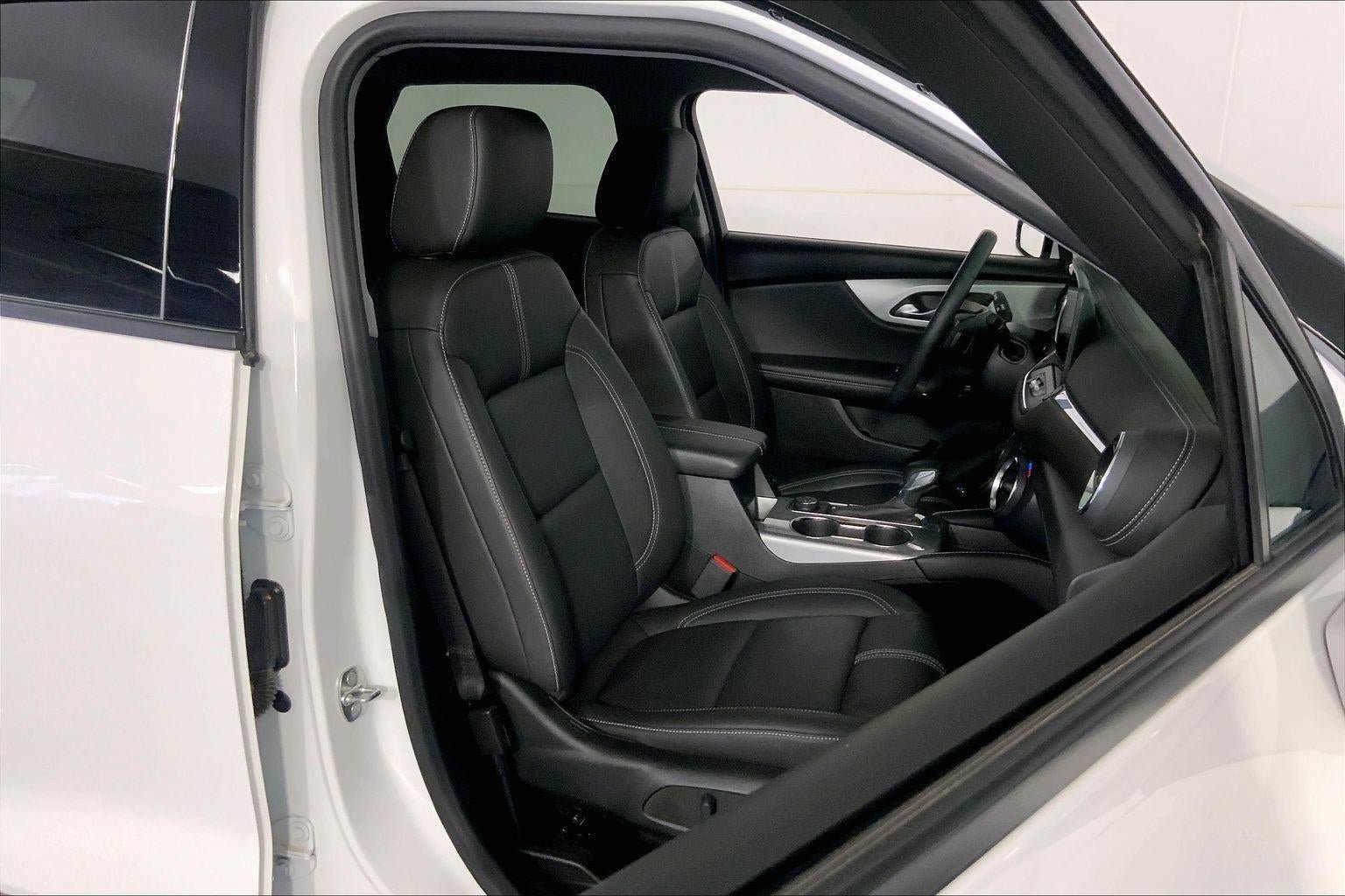 Used 2023 Chevrolet Blazer LT w/ LPO, Black Grille Bar Package AWD/4WD image 7