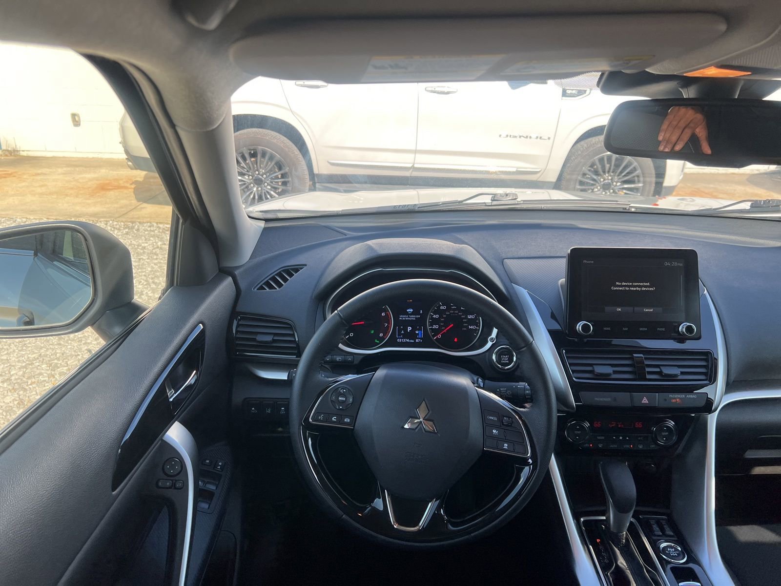 Used 2025 Mitsubishi Eclipse Cross SE image 11