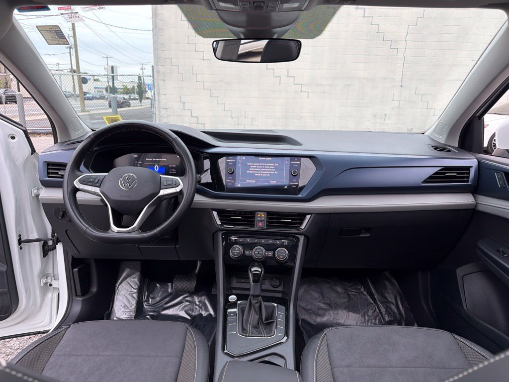 Used 2024 Volkswagen Taos SE FWD image 22