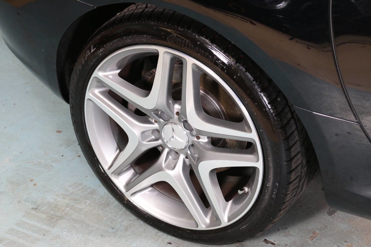 Used 2014 Mercedes-Benz SLK 250 w/ Premium Package image 18