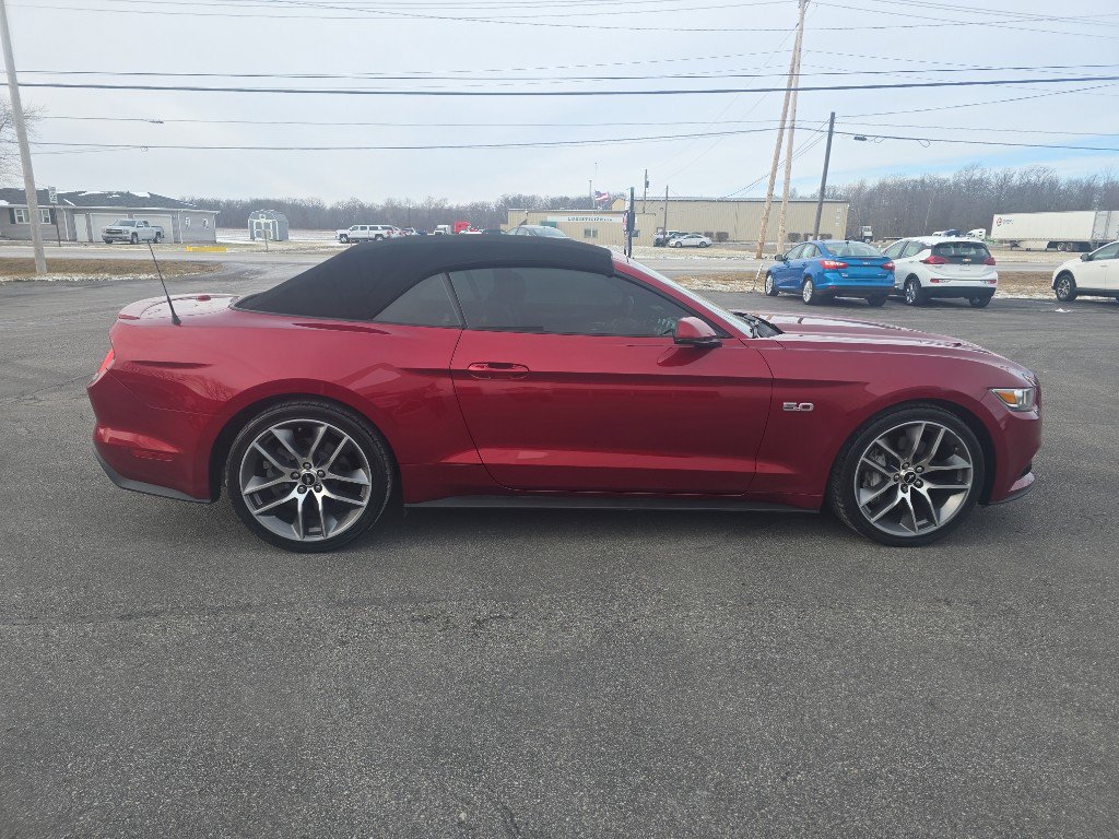 Used 2017 Ford Mustang GT Premium w/ Equipment Group 401A image 9