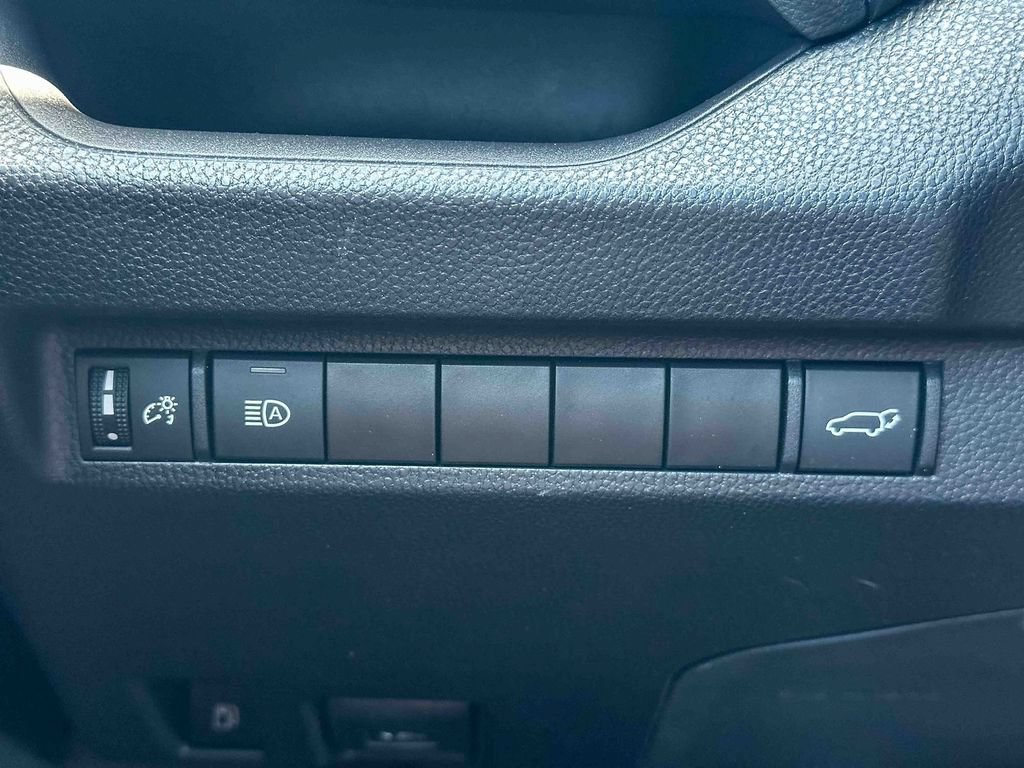 Certified 2023 Toyota RAV4 XSE AWD/4WD image 35
