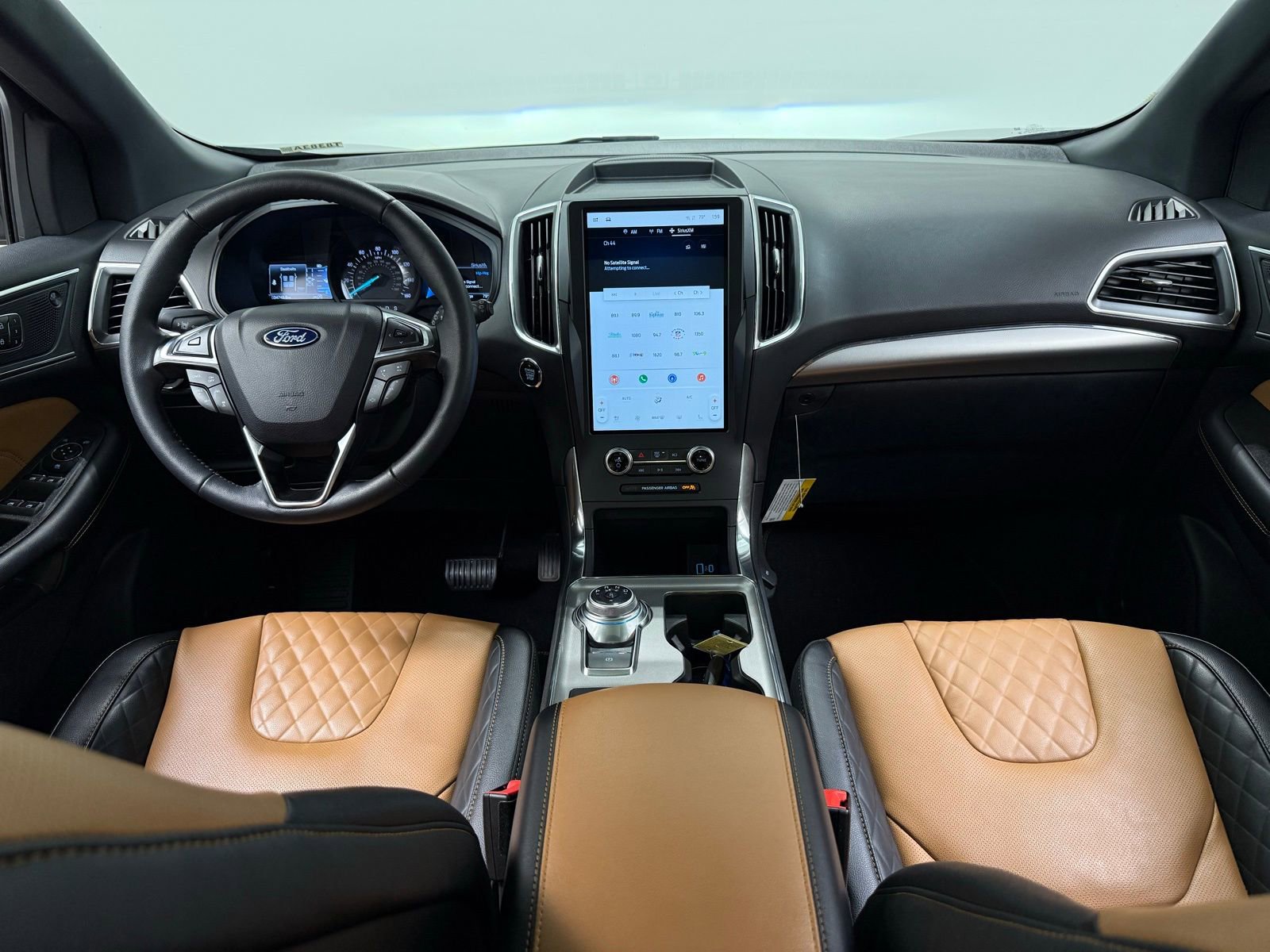 Used 2024 Ford Edge Titanium w/ Titanium Elite Package image 29