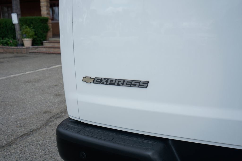 Used 2023 Chevrolet Express 2500 Extended w/ Driver Convenience Package RWD image 43
